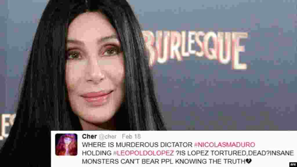 La cantante Cher se pronunció en su cuenta de Twitter @Cher llamando al presidente Maduro "asesino dictador" mientras preguntaba en dónde estaba detenido el opositor Leopoldo López.